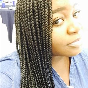 Meet your Posher, Brittney